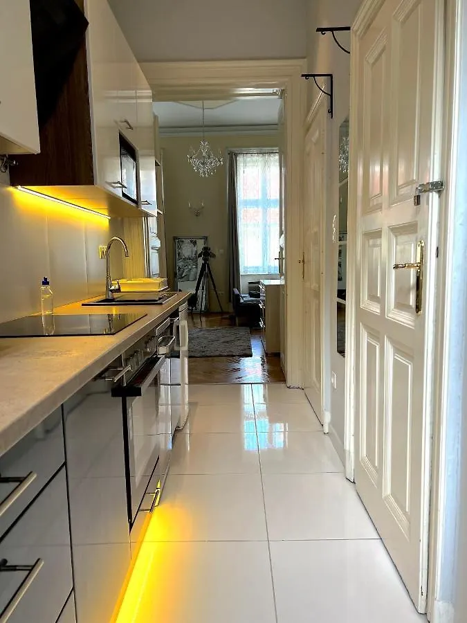 N38 Apartments By Small Home 부다페스트