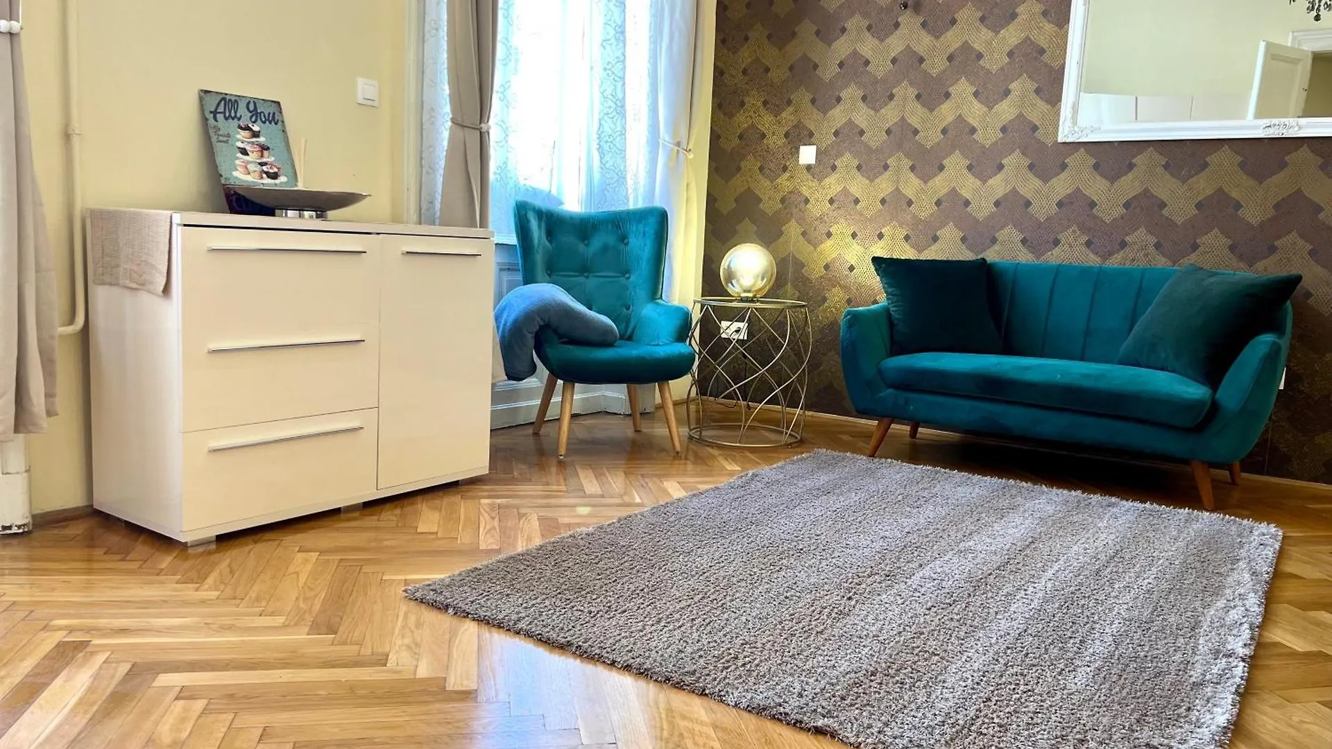 N38 Apartments By Small Home Budapest