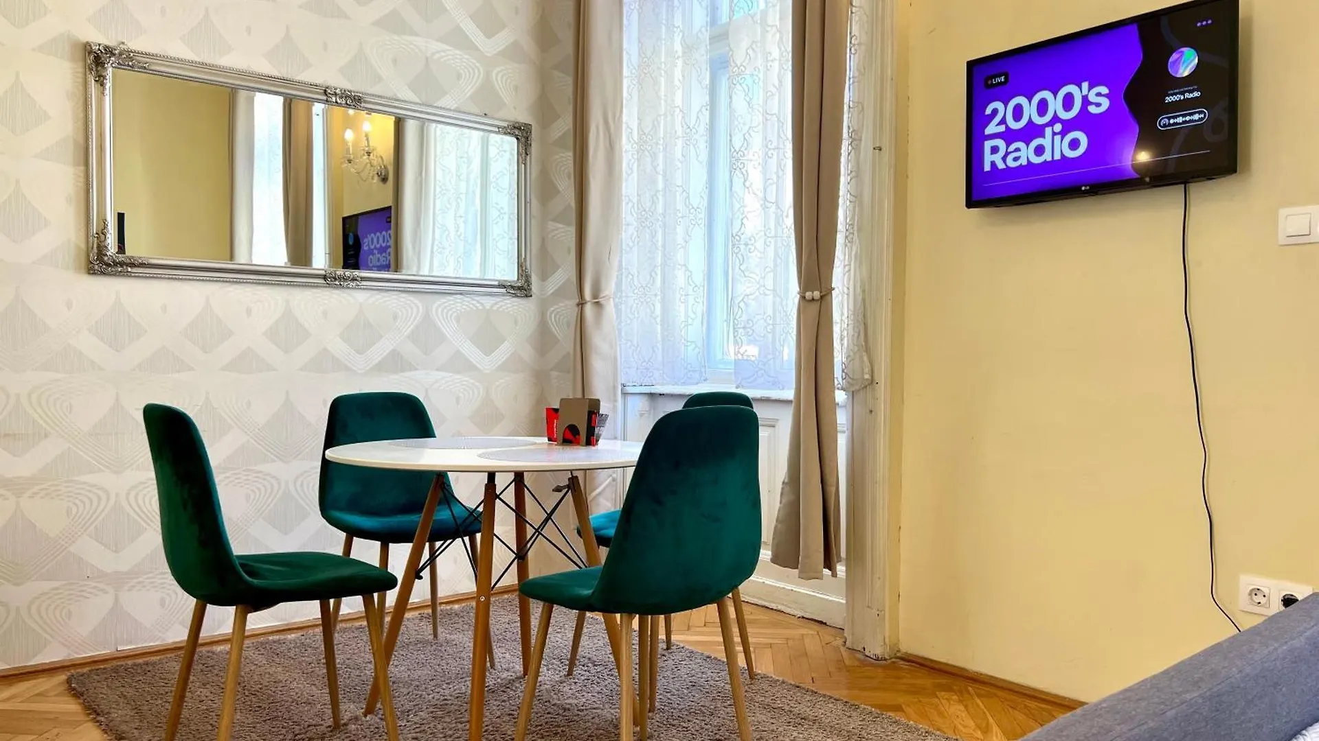 N38 Apartments By Small Home 부다페스트 헝가리