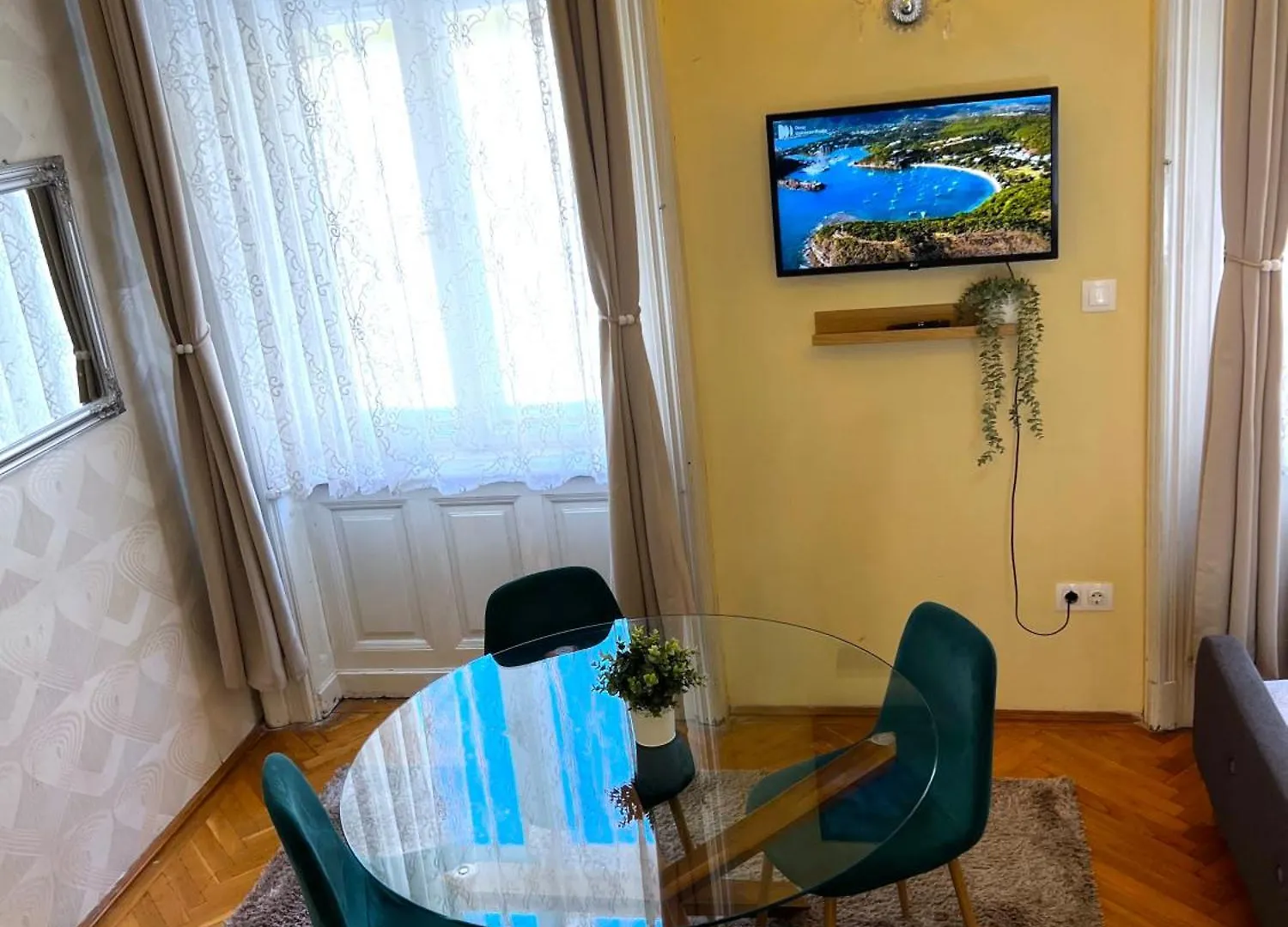 N38 Apartments By Small Home 부다페스트